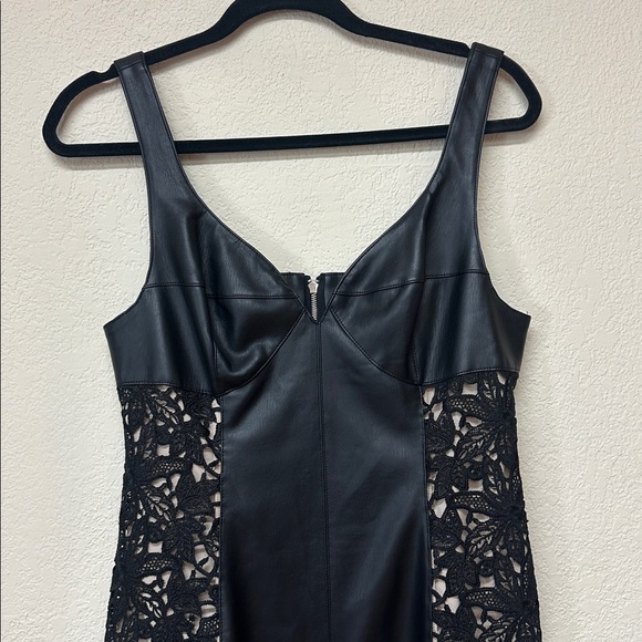 Anthropologie NWOT Faux Leather & Lace Midi Dress size 6 - Picture 6 of 8